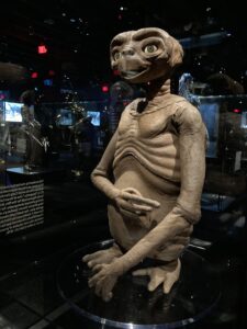 ET