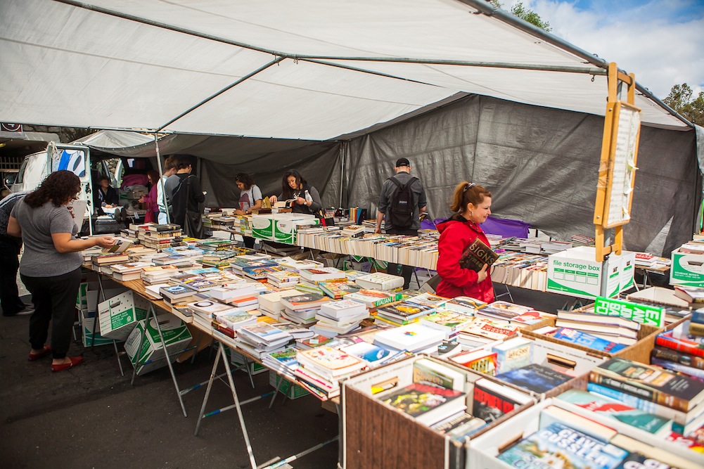 ローズボウルのお店：古本屋さん