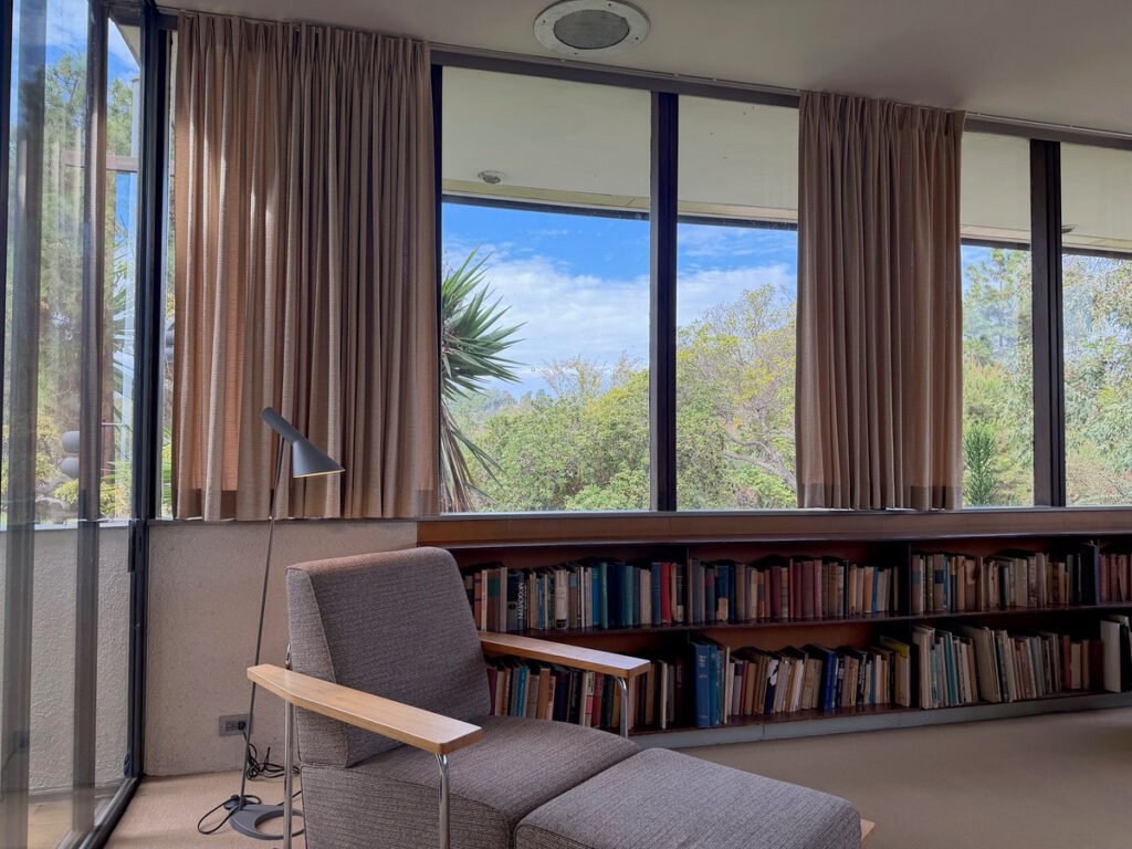 Neutra VDL House(2Fリビングルーム)