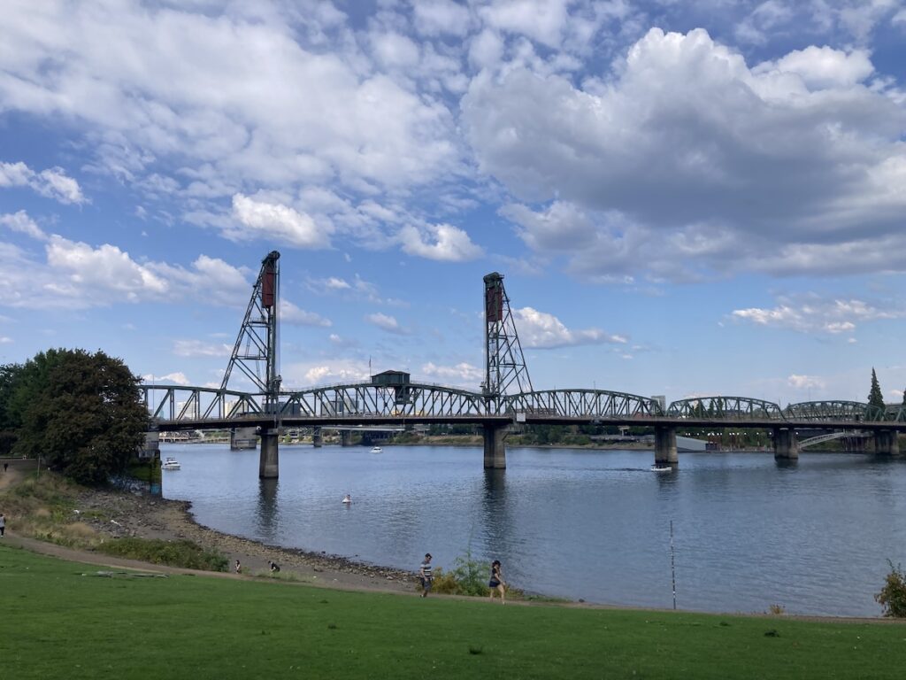 Hawthorne Bridge