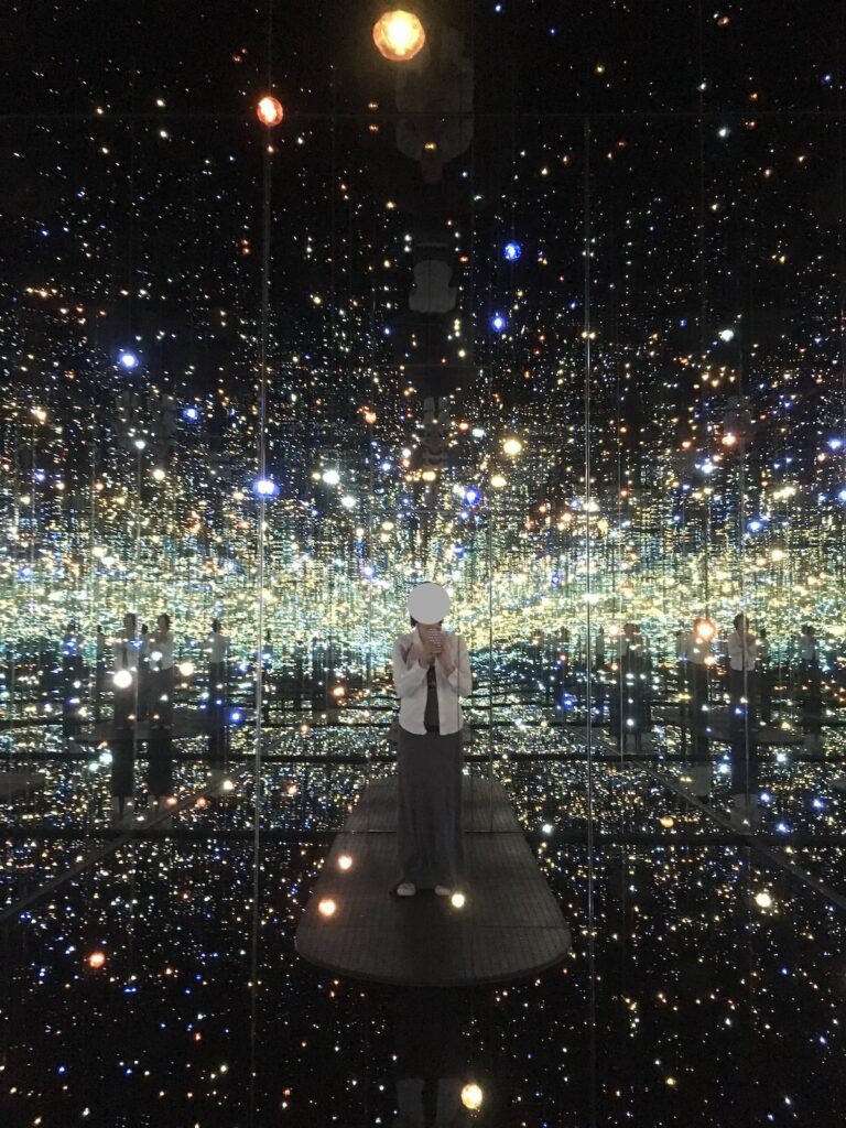 The Broad（草間彌生 ミラールーム）