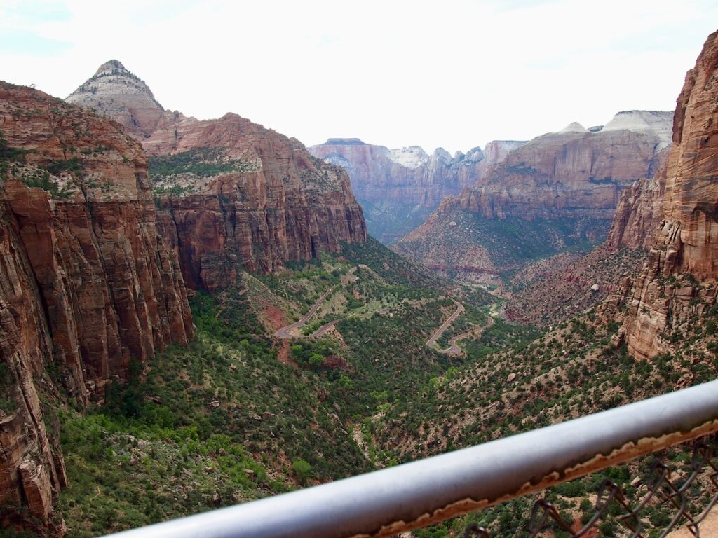 ザイオン国立公園 Canyon Overlook